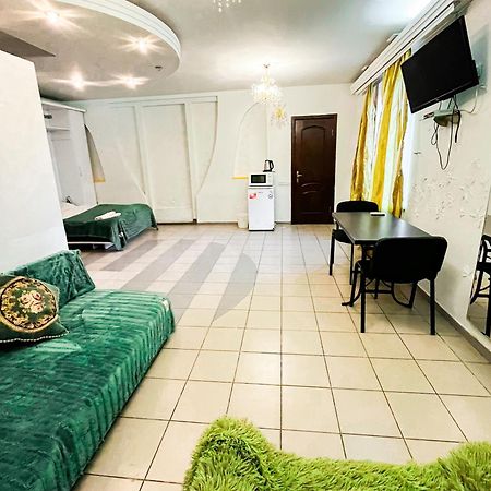 Studio Bucuresti Κισινάου Εξωτερικό φωτογραφία